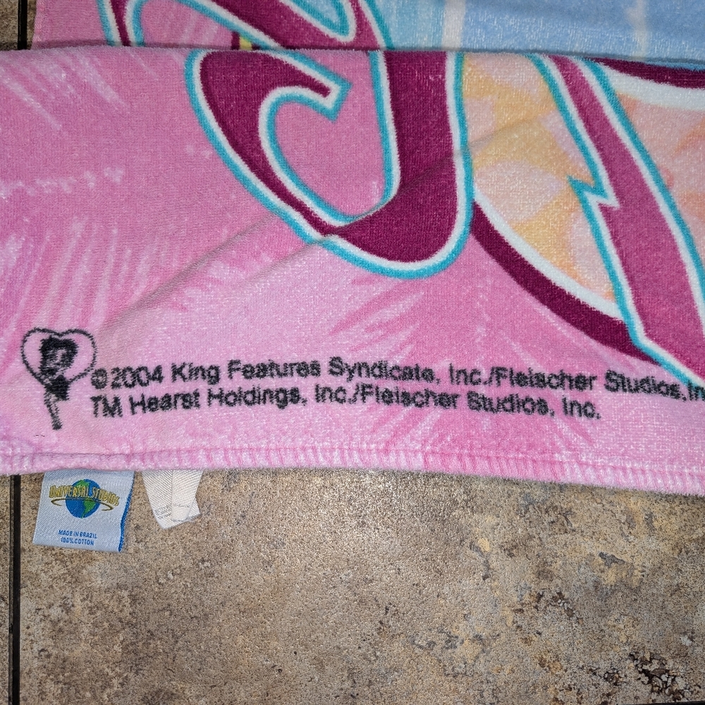 Betty Boop Beach Towel Vintage 2004 - Picture 5 of 6